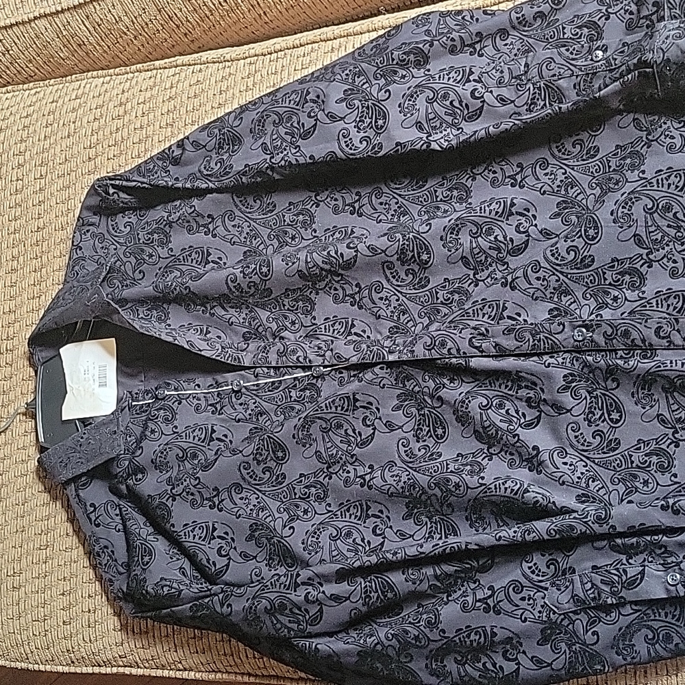 INC Men's black velvet paisley button up, sz M
